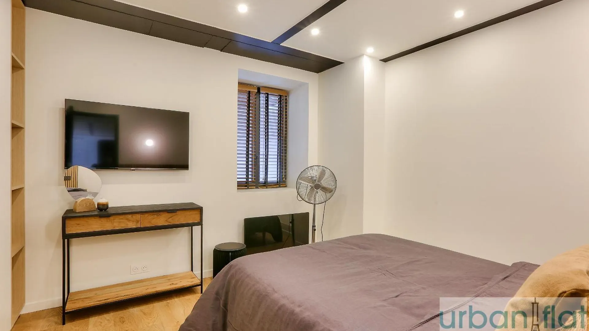 Urban Flat 170 - Amelot Apartment In Center Of 巴黎 0*,  法国