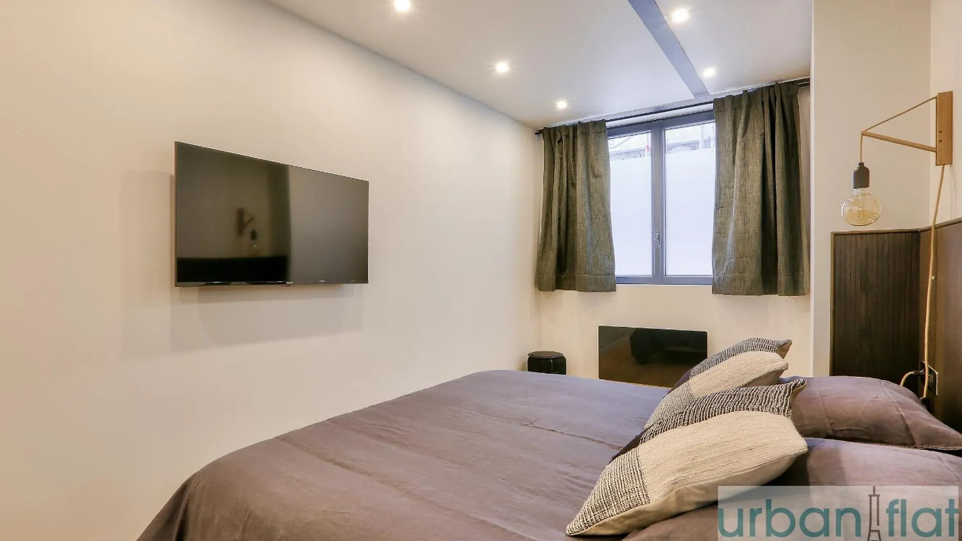 Urban Flat 170 - Amelot Apartment In Center Of 巴黎